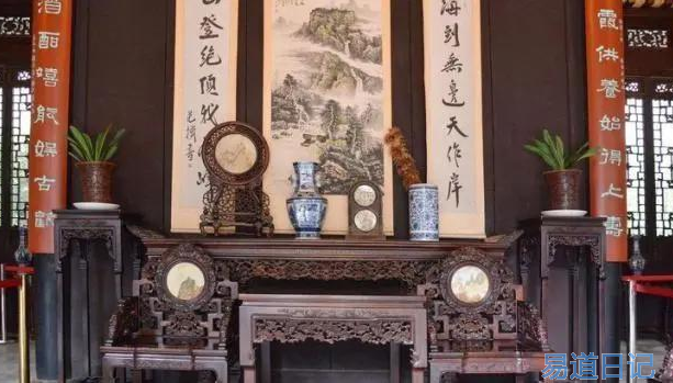“富不住大屋 穷不走远路”是啥意思？